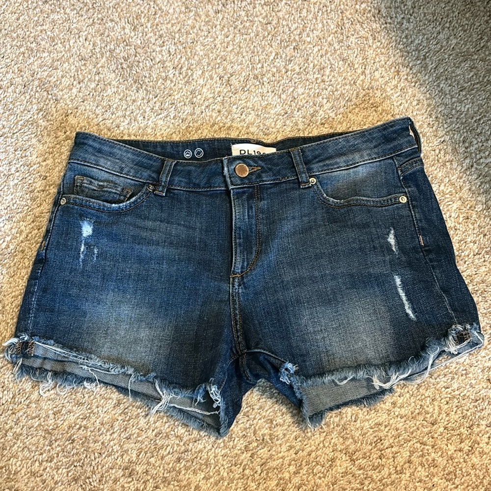 DL1961 Karlie Boyfriend Cutoff Jean Shorts